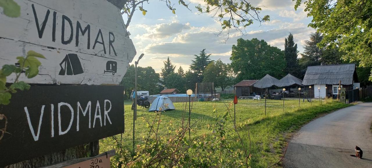 Lodging Vidmar Sremski Karlovci Bagian luar foto